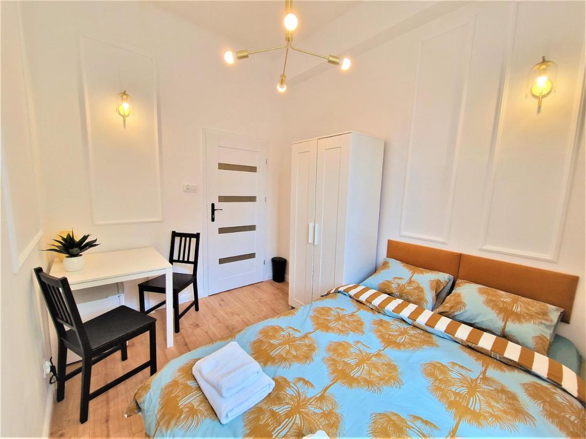 J&W Apartments Swietojanska Rooms Varşova Dış mekan fotoğraf