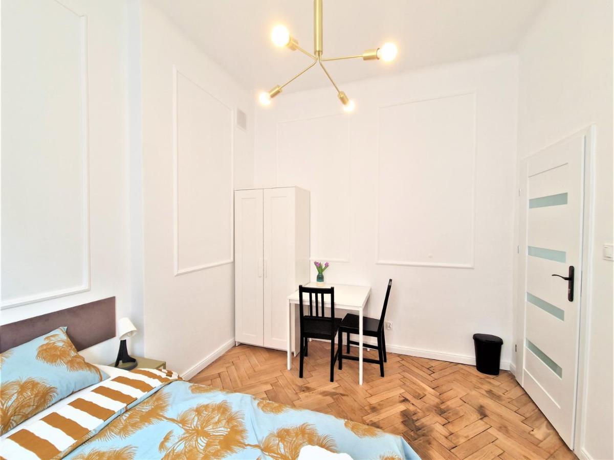 J&W Apartments Swietojanska Rooms Varşova Dış mekan fotoğraf