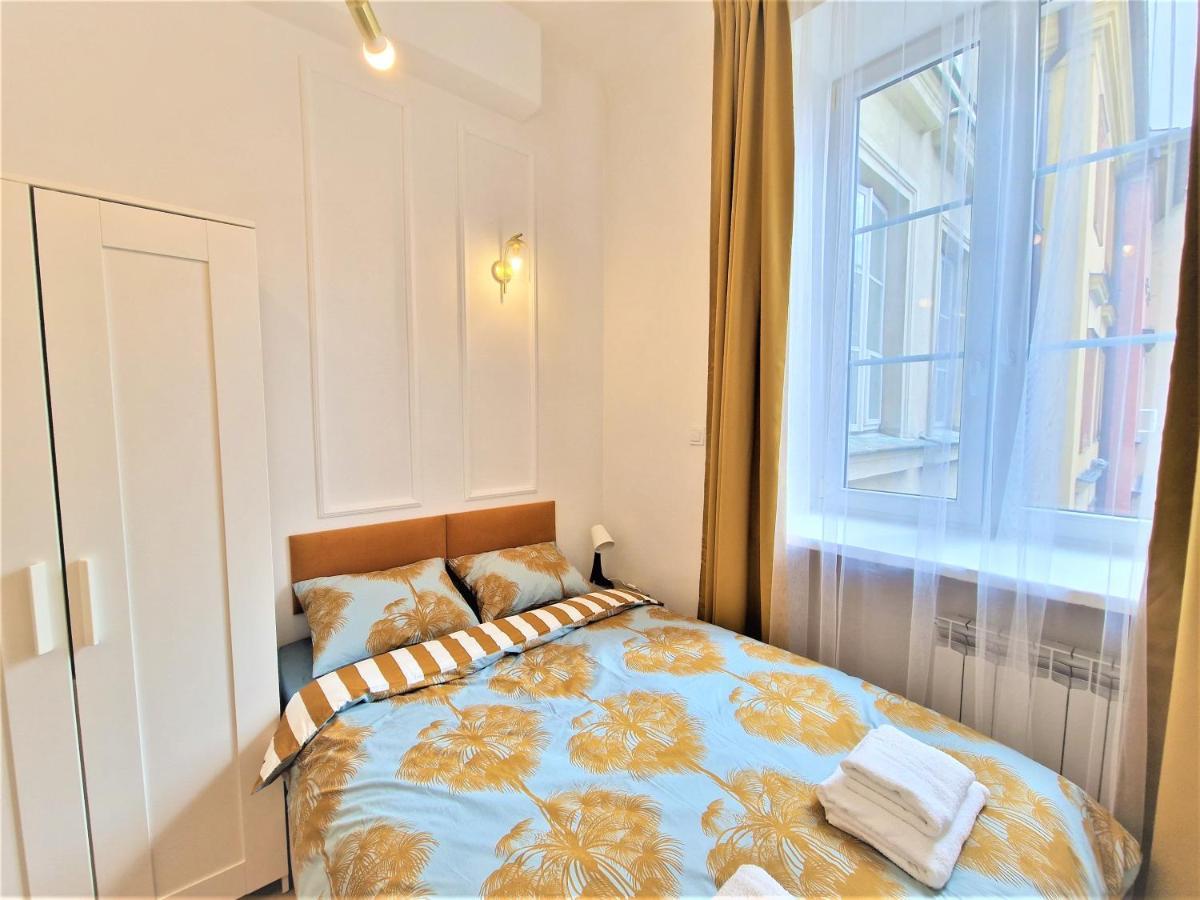 J&W Apartments Swietojanska Rooms Varşova Dış mekan fotoğraf