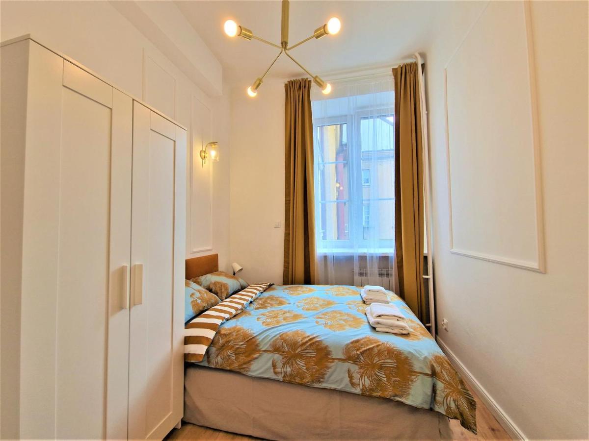 J&W Apartments Swietojanska Rooms Varşova Dış mekan fotoğraf
