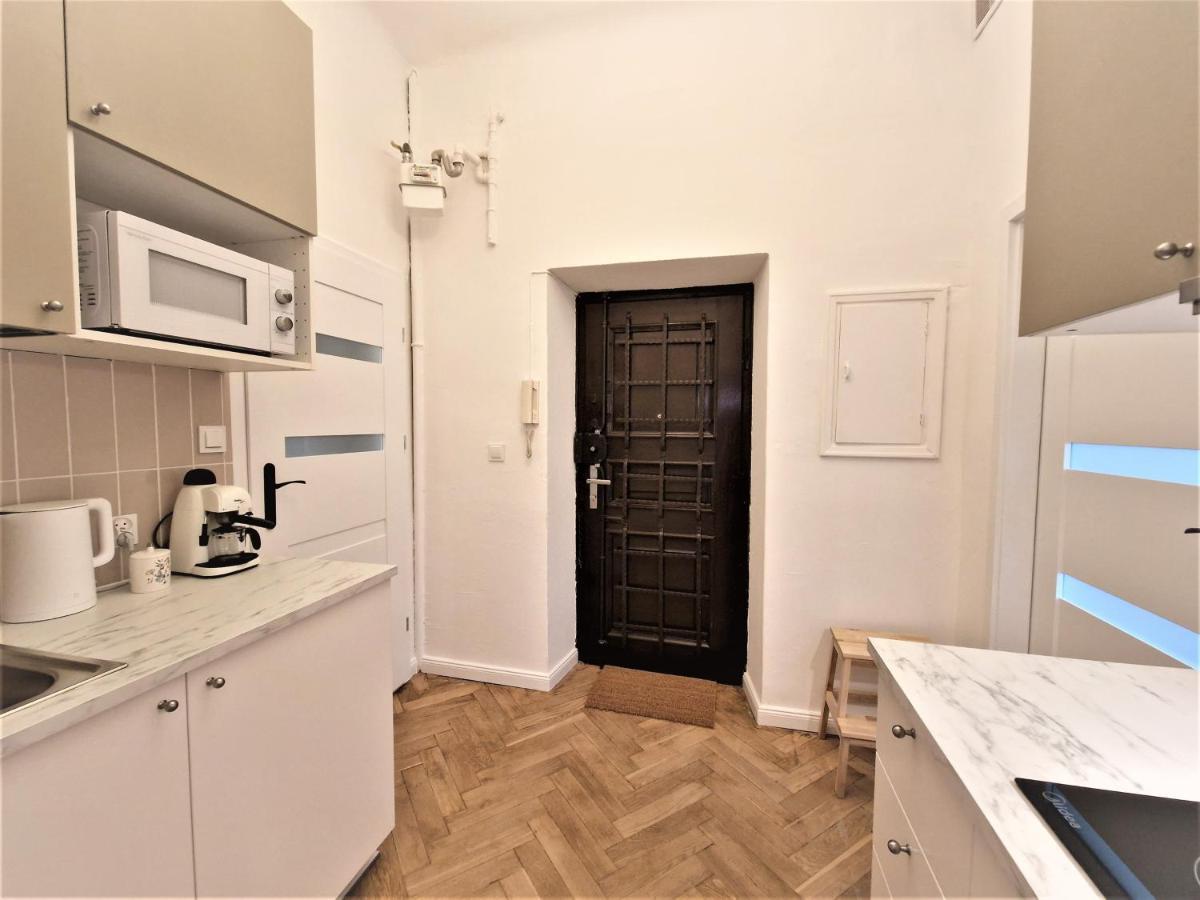 J&W Apartments Swietojanska Rooms Varşova Dış mekan fotoğraf