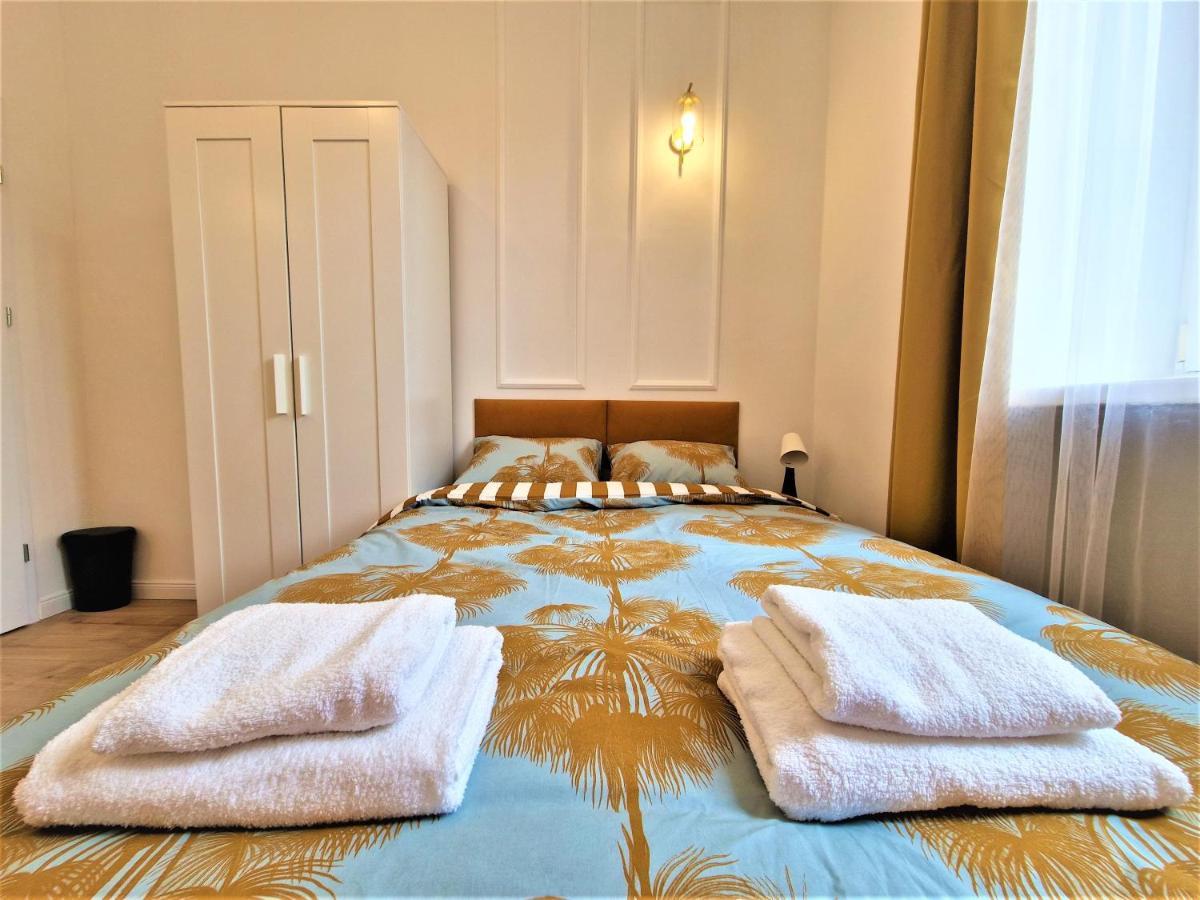 J&W Apartments Swietojanska Rooms Varşova Dış mekan fotoğraf