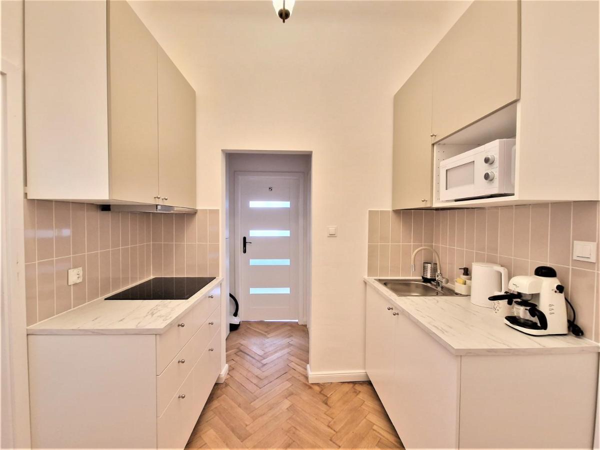 J&W Apartments Swietojanska Rooms Varşova Dış mekan fotoğraf